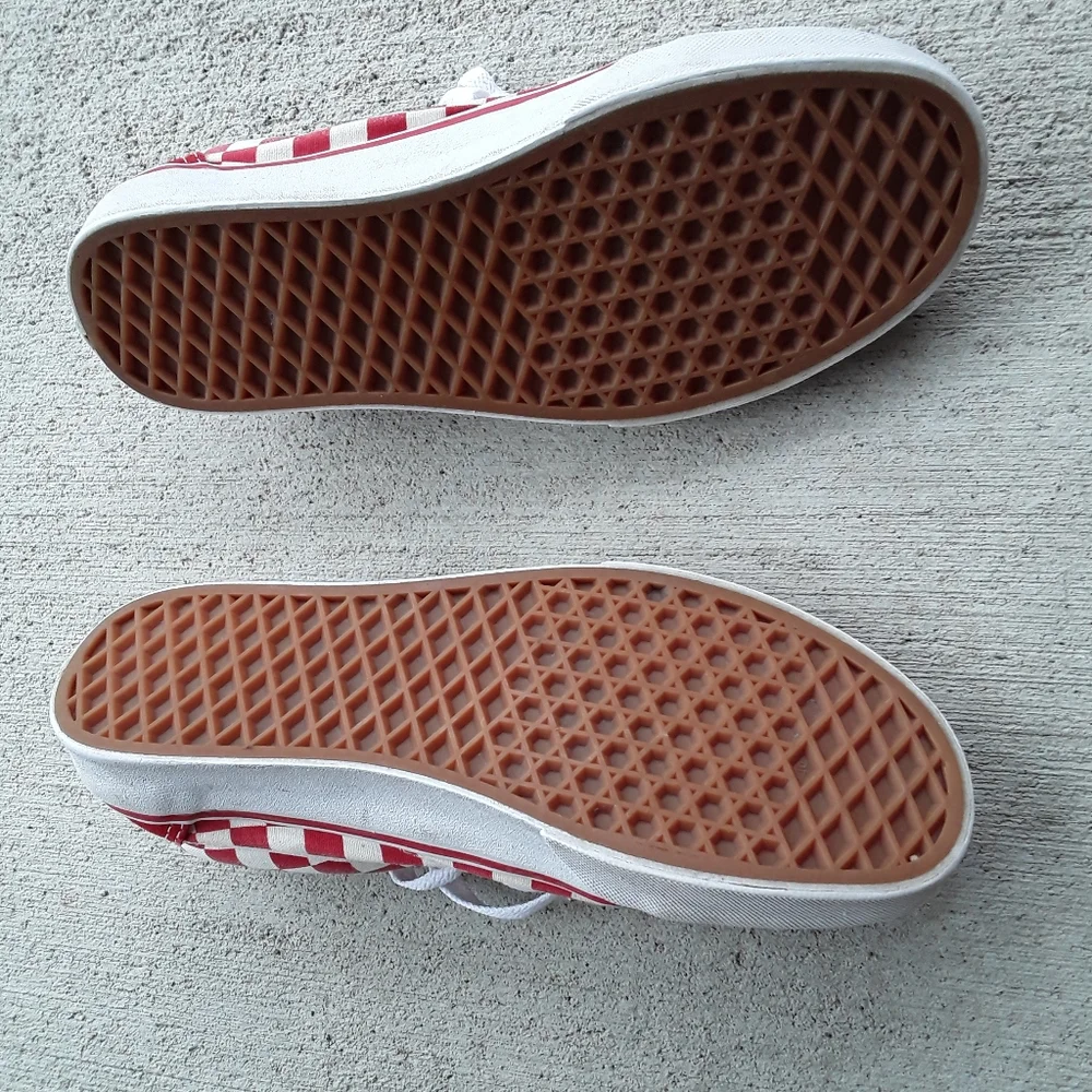 Van's Old Skool Checkered Canvas Suede Shoes - Picture 2 of 8